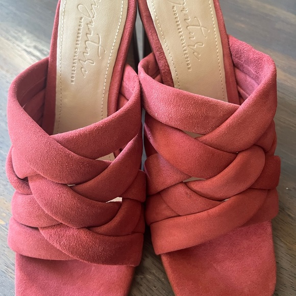 Women’s sz 9 SIGNATURE BY JOURNEE COLLECTION. NEW LEATHER  MAUVE - Picture 4 of 4